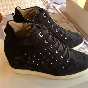 Goexx carom !! Wedges